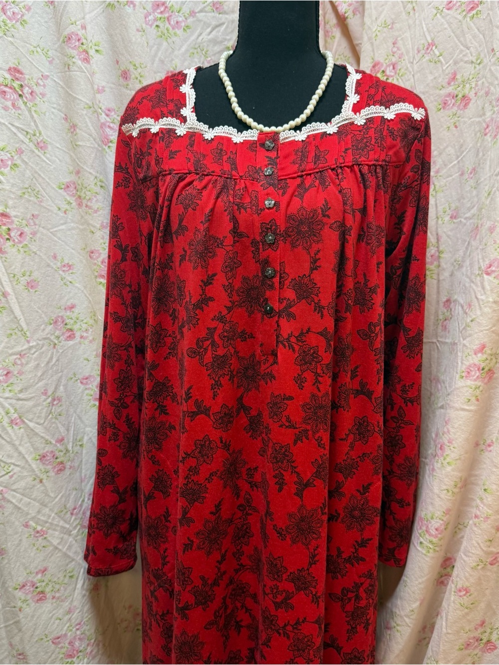 Secret Treasures Red Floral Lace-Trim Nightgown